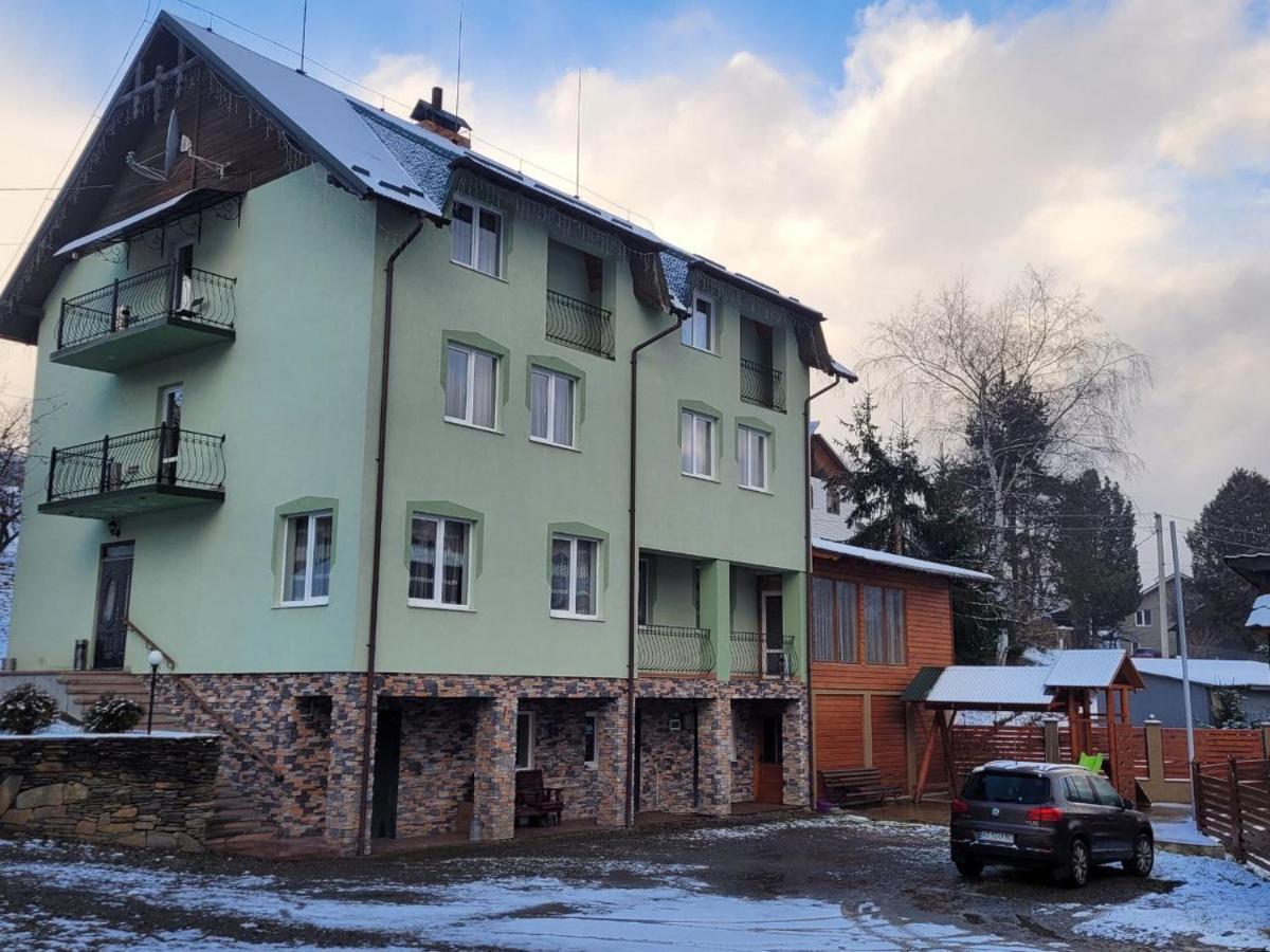 Садиба "Перелаз" Lazeshchyna Buitenkant foto